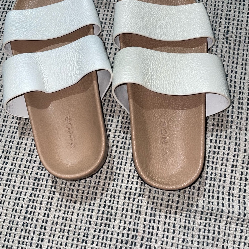 VINCE Women's Georgie Leather Slides Size 5.5M In White/Nude - Picture 3 of 6